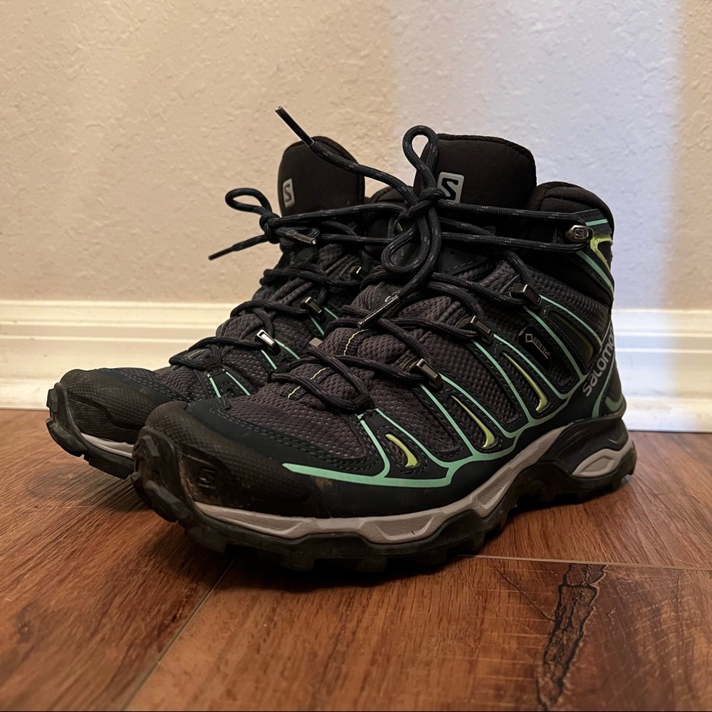 Salomon X Ultra 2 Mid GTX Hiking Boots - Women's